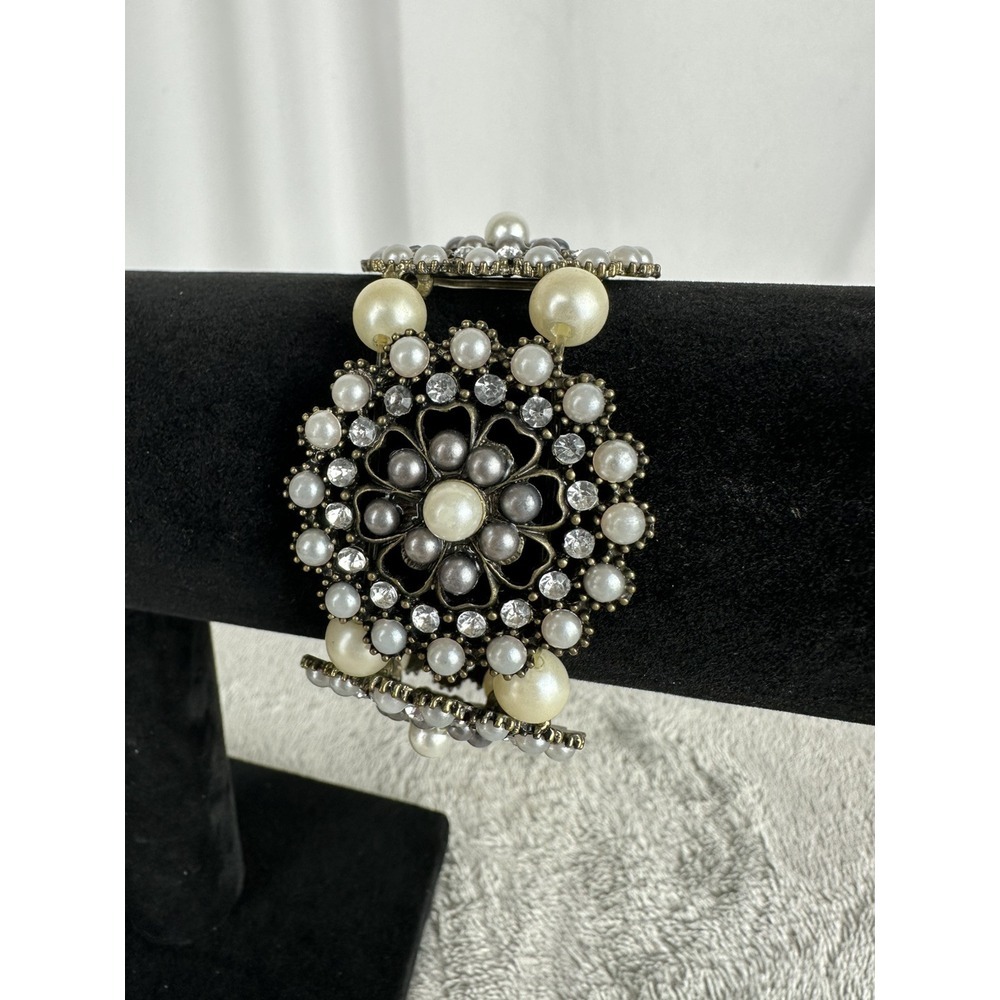 Vintage Faux Pearl Rhinestone Stretchy Bracelet